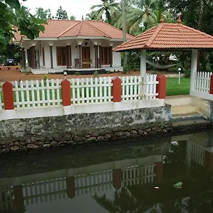 *** Hotel Coconut Creek Homestay India