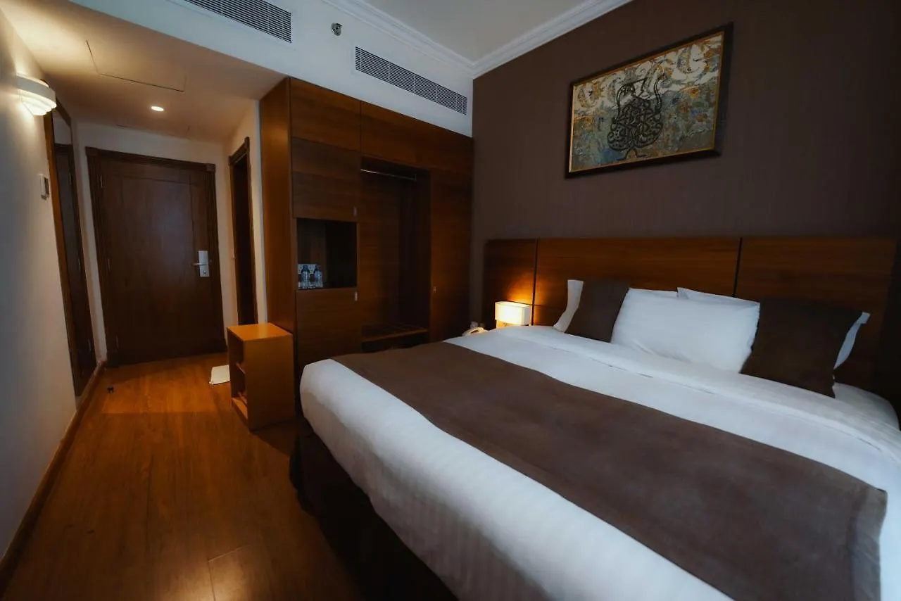 Al Thuria Grand Hotel Mecca